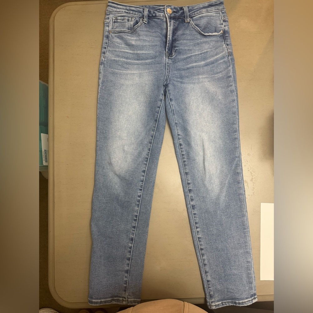 Risen Relaxed Fit light Blue Women's Jeans with amazing stretch size 9/29 EUC